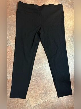 Legacy Black Ponte Ankle Pants